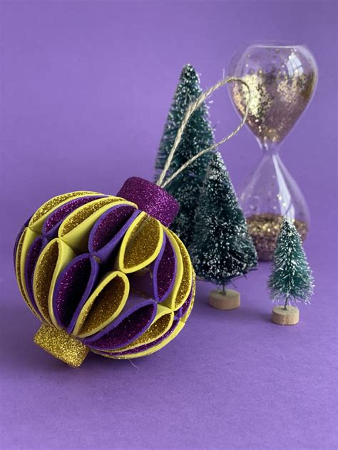 fabriquer des boules chanel|Boule de Noël à faire soi meme : 9 suggestions de bricolage.